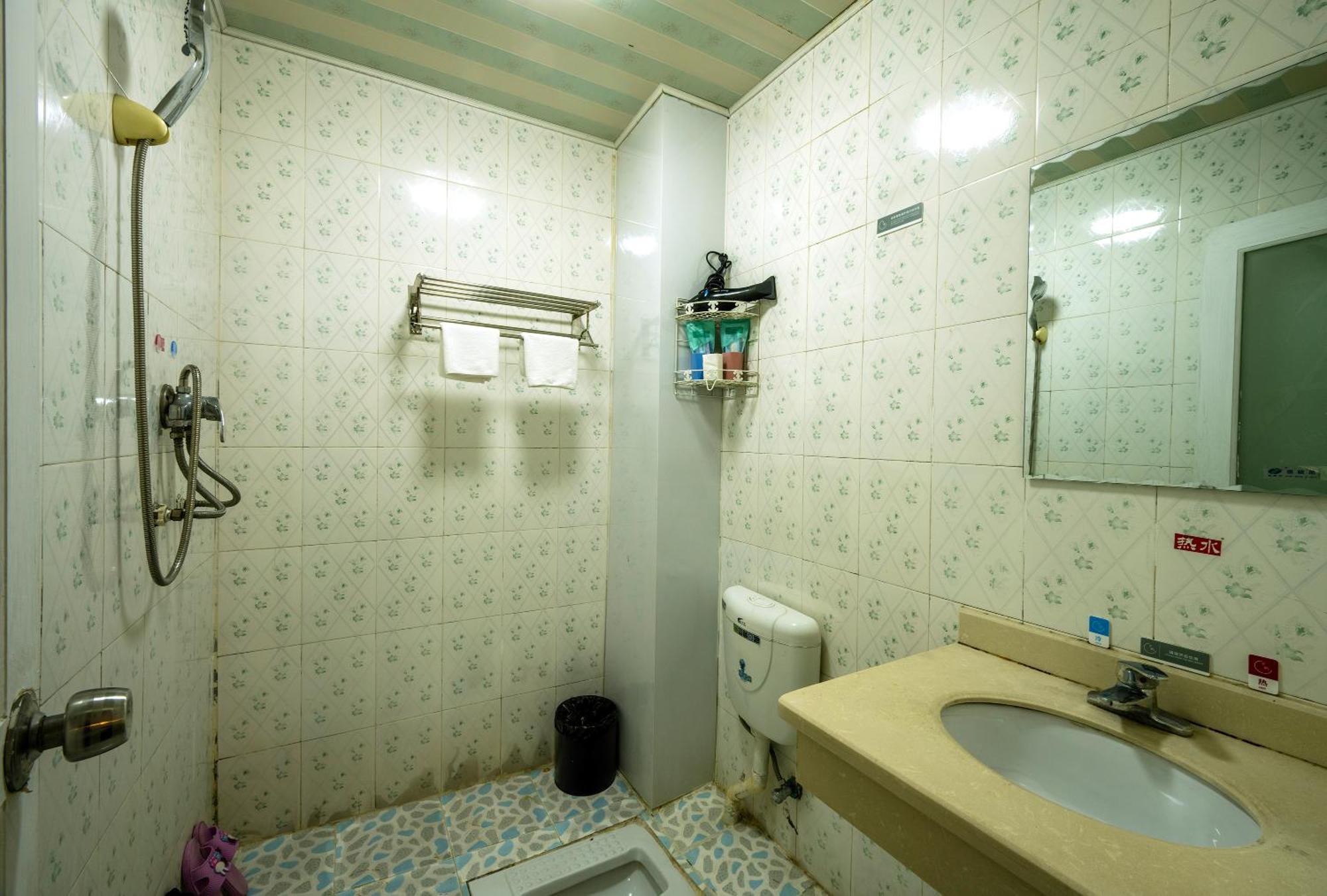 张家界大庸家民宿dyj Hostel Buitenkant foto