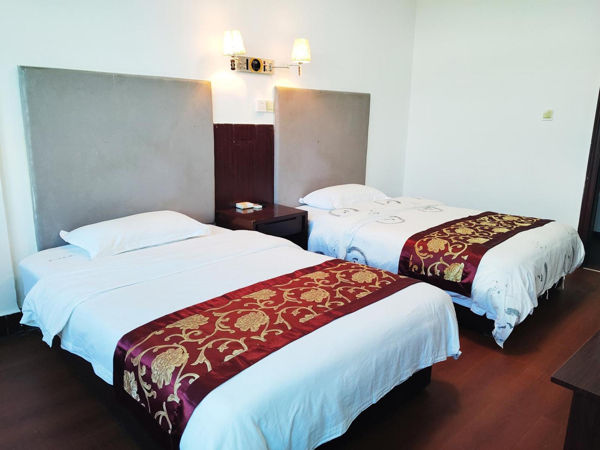 张家界大庸家民宿dyj Hostel Buitenkant foto